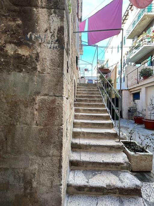 Largo Apartment In The Heart Of Diocletian Palace Split Exterior foto